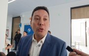 El alcalde suspendido de Cuenca, Cristian Zamora enfrenta una serie de señalamientos por presuntos casos de corrupción durante su administración.