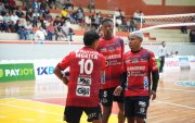 Quito Granaderos disputa, con Santo Domingo Tsáchilas, el segundo lugar de la división centro.