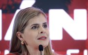 La presidenta de Costa Rica, Laura Fernández, durante una rueda de prensa, en San José (Costa Rica).