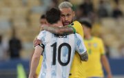 Lionel Messi y Neymar se enfrentaron en las eliminatorias sudamericanas, con Argentina y Basil, respectivamente.