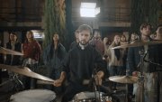 Los jóvenes encuentran un espacio alrededor de la música