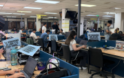 La redacción de Expreso durante el cierre de su última edición impresa.