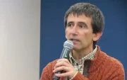 El docente universitario se encuentra en el centro de ataques de desprestigio y exigencias del Gobierno Nacional de sanciones.