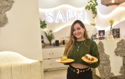 En Saphi, ubicado en Cumbayá, la presentación de los platos y el diseño del espacio forman parte de una propuesta que busca recuperar el sentido de compartir la mesa.