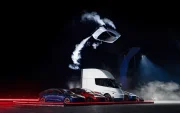 El modelo fue desarrollado en colaboración con SpaceX, la compañía aeroespacial de Elon Musk