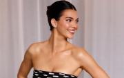 Kendall Jenner lució fabulosa en la Gala del Museo de la Academia, y cautivó con las miradas de complicidad con Jacob Elordi.