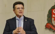 Marcelo Aguiar es el diputado bolsonarista que fue detenido por disparar en una discoteca.