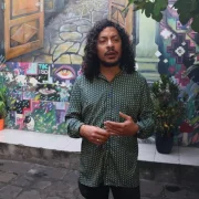Daniel Solis es un esmeraldeño, que vive desde hace 20 años en Quito. Es el promotor de Casa Palenque, en La Tola.