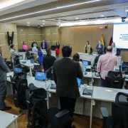 El Concejo Metropolitano de Quito debatirá en primer debate la reforma que permitirá analizar el alza del pasaje del transporte público.