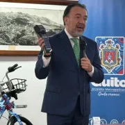 Durante la presentación de la propuesta, Pabel Muñoz explicó que la modernización del transporte estará condicionada a nuevas obligaciones para los operadores de los buses.