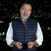 El alcalde Pabel Muñoz anunció que buscará la reelección y aseguró que respetará el calendario electoral antes de iniciar la campaña.