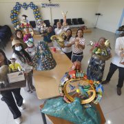 Talento. Participantes del proyecto realizaron estas obras inspiradas en el Ilaló, personajes de Tumbaco  y animales emblemáticos de la parroquia.