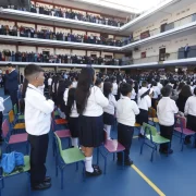 El alcalde, Pabel Muñoz, inauguró el año lectivo en la Unidad Educativa Antonio José de Sucre.