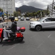Ley. Ahora, las motos eléctricas se sujetarán al mismo régimen de las motocicletas.