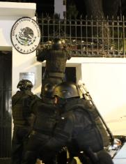 Toma de la embajada de México