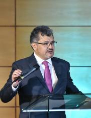 El presidente de la Corte Constitucional Alí Lozada en la sesión de este 27 de febrero.