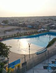 PISCINA CON OLAS GUAYAQUIL