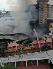 Incendio Guayaquil Multicomercio