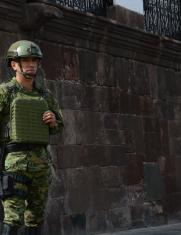 El toque de queda en Ecuador se aplicará inicialmente en cuatro provincias del país.