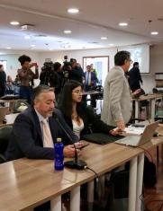 El abogado del alcalde de Guayaquil, Ramiro García, solicitó nuevamente que el Tribunal permita que Aquiles Álvarez asista presencialmente a la audiencia de juicio del caso Triple A.