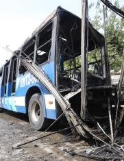 incendio en bus de Metrovía
