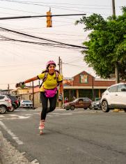 patinadora urbana Cinthya Buenaño en Guayaquil