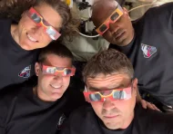 Fotografía cedida por la NASA donde aparecen los integrantes de la tripulación de la misión Artemis II.