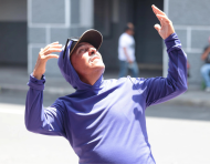 En Guayaquil, el calor y la alta humedad dominarán el día, con posibilidad de lluvias aisladas hacia la tarde.