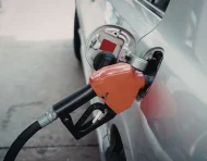 Los precios de las gasolinas subieron en Ecuador este mes.