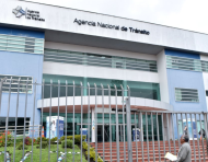 Las multas pendientes no impedirán la atención de solicitudes en las ventanillas y plataformas digitales de la institución.