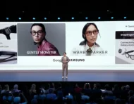 Presentación en escenario de las nuevas gafas inteligentes de Samsung, desarrolladas junto a Google, como parte del ecosistema Galaxy.