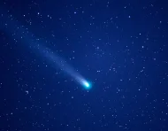 El Observatorio Astronómico de Quito recomienda usar binoculares o un telescopio para apreciar el cometa.