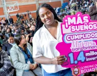 Mujeres estudiantes de institutos públicos podrán postular a la ayuda económica de $482 de Mujeres que Transforman 2026.