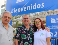 Interesados revisan requisitos y pasos para participar en los remates de casas del Biess durante la feria de vivienda.