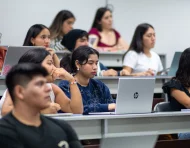 La convocatoria para las Becas TIC 2026 está dirigida a estudiantes de tercer nivel técnico y tecnológico vinculados con las TIC.