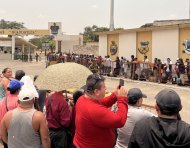 Jóvenes durante una jornada de reclutamiento para el servicio cívico militar voluntario.