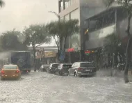 Clima: Después de varias horas de intenso calor, las lluvias comenzaron a caer en distintos puntos de Guayaquil.