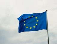 La compañía explicó que mantiene conversaciones con las instituciones europeas para encontrar una solución, aunque no ofreció una fecha para resolver la situación.