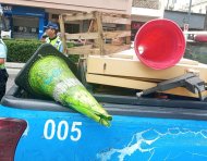 Operativo municipal de control del espacio público en el centro de Guayaquil.
