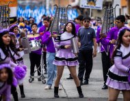 Bandas de paz, bastoneras y agrupaciones artísticas recorrieron seis sectores del sur de Guayaquil durante el Pregón Octubrino.