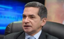 El exsecretario de Comunicación, Fernando Alvarado, huyó del país el pasado sábado.