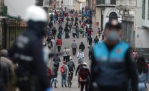 quito referencial gente calle distanciamiento coronavirus