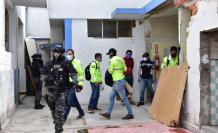 Parte del operativo de la Fiscalía en el que recaba indicios sobre una presunta estructura delincuencial en Ecuador.