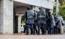 Operativo de control de comercio informal por parte de miembros del Cuacme.