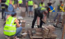 Los agentes intervinieron el contenedor y lograron extraer la droga que se encontraba oculta en la estructura del recipiente.