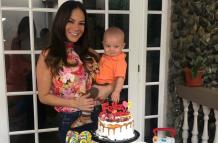 María Sol Galarza con su hijo Ringo.