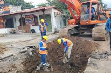 Trabajos Línea de Conducción Paluguillo-Puembo