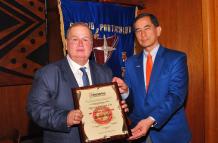 COLEGIO DR. MANUEL ELICIO FLOR , BODAS DE RUBÍ (40 AÑOS)