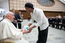 maradona papa francisco