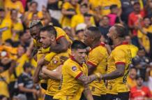 Octavio Rivero se mandó un doblete ante Emelec en el Clásico del Astillero.